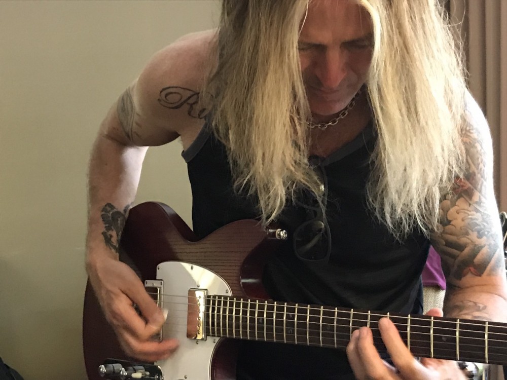 DOUG ALDRICH